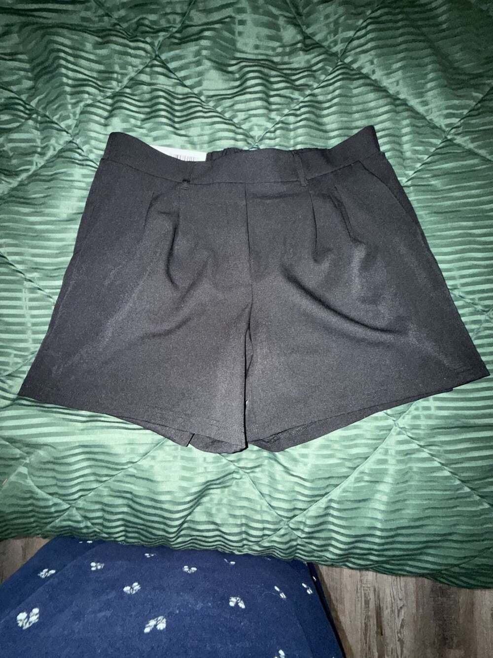 32 Degrees Cool Women's Pull On Short Black Medium